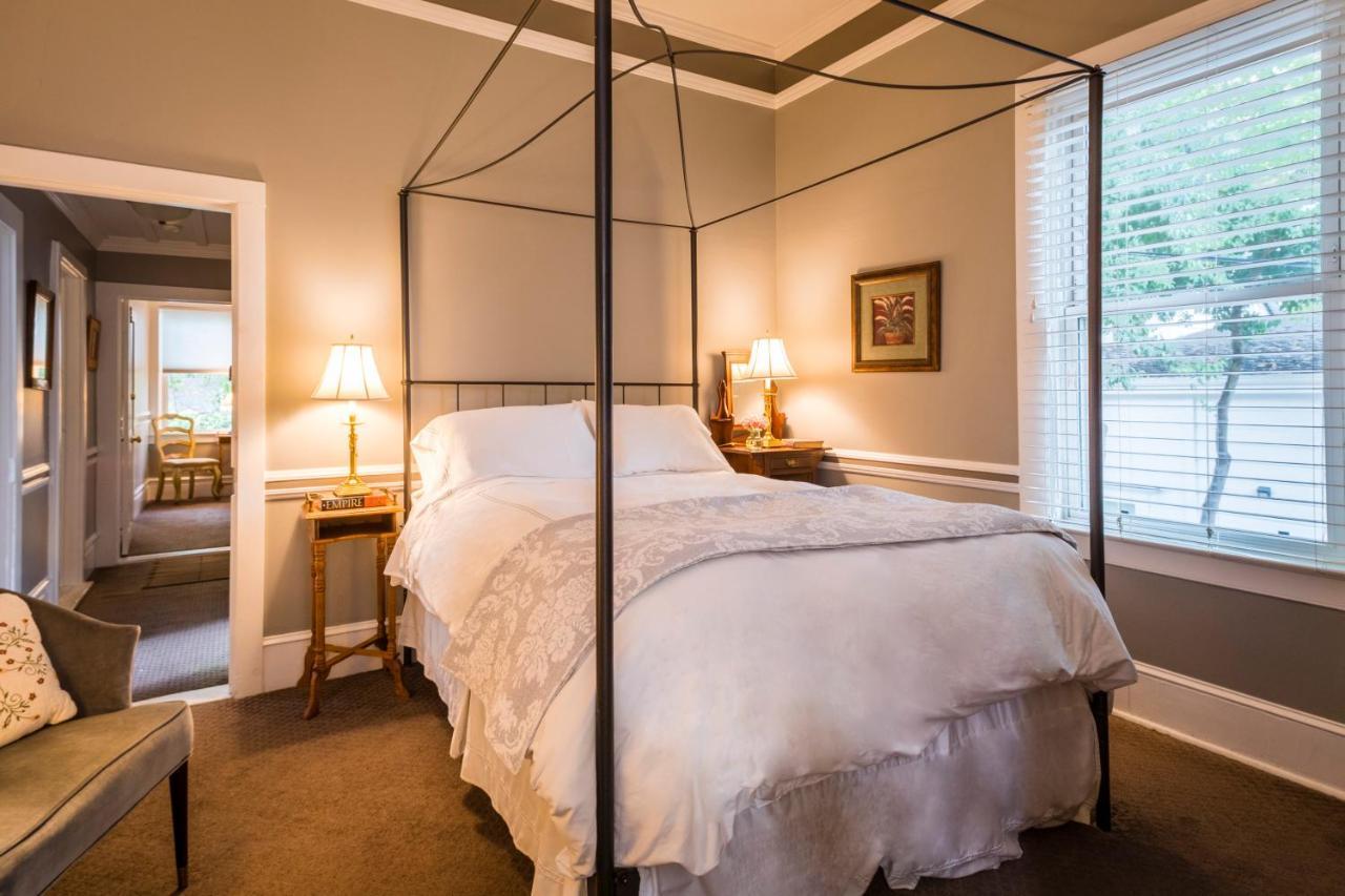 Inn St Helena Света Елена Екстериор снимка