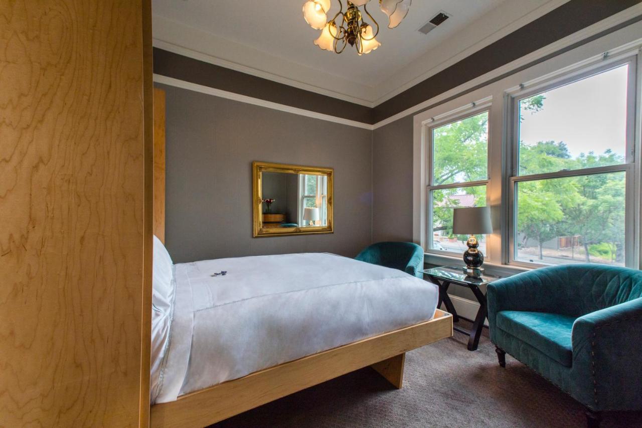 Inn St Helena Света Елена Екстериор снимка