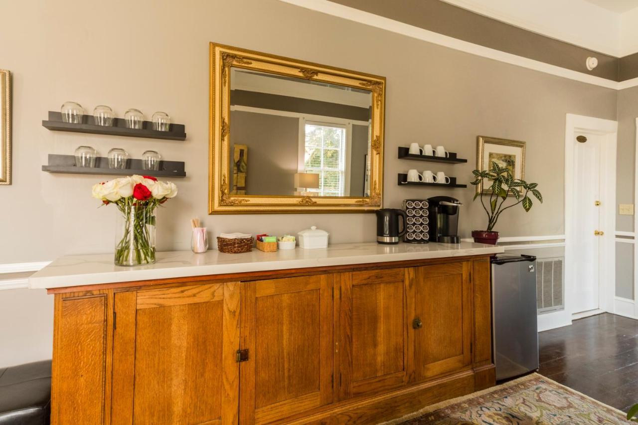 Inn St Helena Света Елена Екстериор снимка